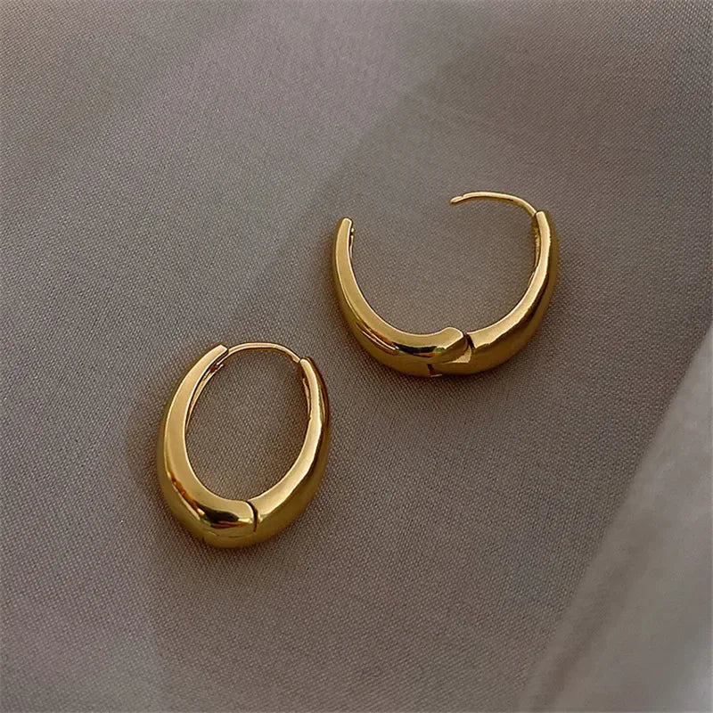 Classic Gold Hoop