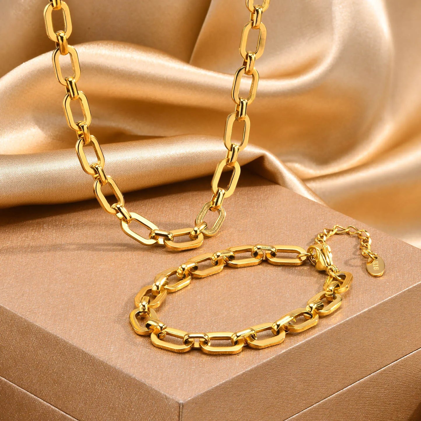 Gold Link Chain Necklace & Bracelet