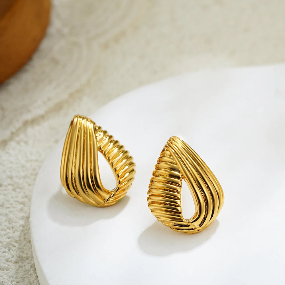 Vintage Water Drop Stud