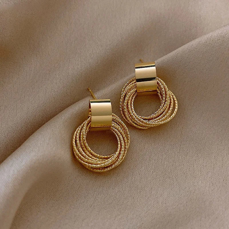 Multi-Circle Gold Drop